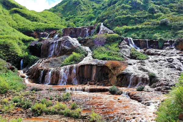 九份黃金瀑布：【新北瑞芳景點】金瓜石黃金瀑布~攝影玩家拍攝風景 列為必造訪的口袋名單