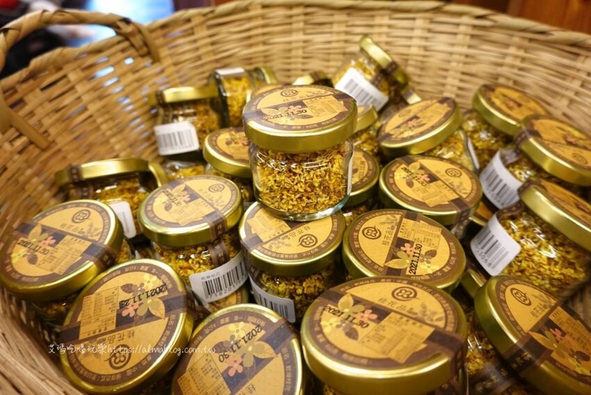 免費景點！冬天就是要來草莓世界．草莓香腸四支100元．體驗採紅寶石草莓 - 艾瑪▪ 享受吃喝玩樂札記