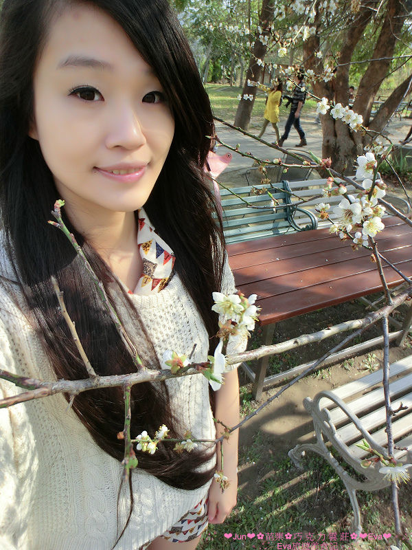 巧克力雲莊:【食、遊記】oO。。苗栗 巧克力雲莊 想了一世紀才又吃到的移山倒海草冰,簡直是把整座的草莓園搬來眼前,快來看看有多澎湃~o○。 巧克力雲莊:【食、遊記】oO。。苗栗 巧克力雲莊 想了一世紀才又吃到的移山倒海草冰,簡直是把整座的草莓園搬來眼前,快來看看有多澎湃~o○。