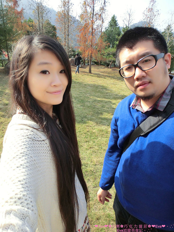 巧克力雲莊:【食、遊記】oO。。苗栗 巧克力雲莊 想了一世紀才又吃到的移山倒海草冰,簡直是把整座的草莓園搬來眼前,快來看看有多澎湃~o○。 巧克力雲莊:【食、遊記】oO。。苗栗 巧克力雲莊 想了一世紀才又吃到的移山倒海草冰,簡直是把整座的草莓園搬來眼前,快來看看有多澎湃~o○。