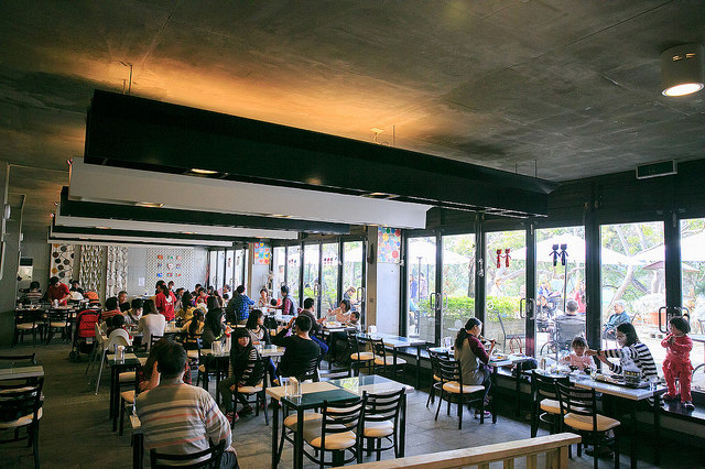 【苗栗景點】全台唯一湖中島嶼 親子寵物景點 日新島-水榭樓台 全台唯一湖中島嶼咖啡廳