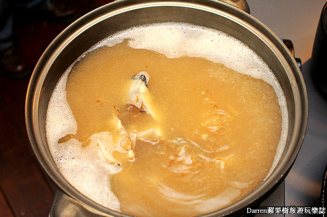 『苗栗泰安溫泉泡湯推薦』虎山溫泉會館(湯之島)★走過吊橋來去湯之島泡溫泉吃鱘龍魚火鍋順遊清安豆腐街(清水老街)