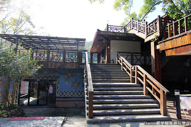 『苗栗泰安溫泉泡湯推薦』虎山溫泉會館(湯之島)★走過吊橋來去湯之島泡溫泉吃鱘龍魚火鍋順遊清安豆腐街(清水老街)