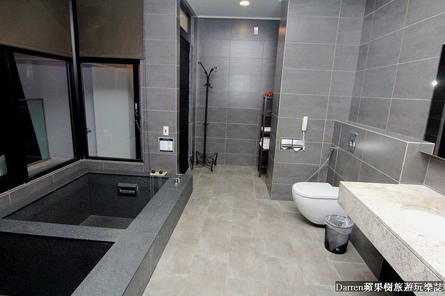 『苗栗泰安溫泉泡湯推薦』虎山溫泉會館(湯之島)★走過吊橋來去湯之島泡溫泉吃鱘龍魚火鍋順遊清安豆腐街(清水老街)