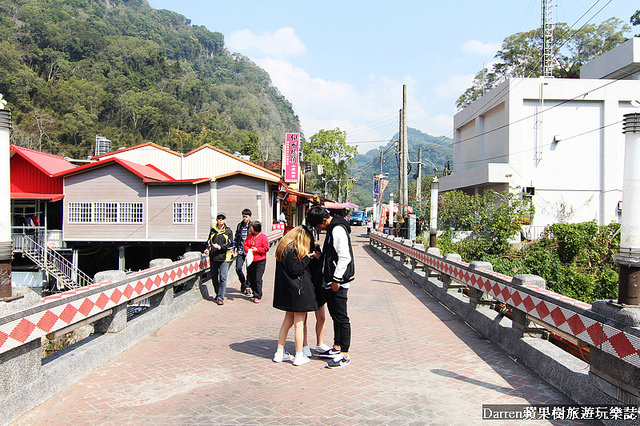 『苗栗泰安溫泉泡湯推薦』虎山溫泉會館(湯之島)★走過吊橋來去湯之島泡溫泉吃鱘龍魚火鍋順遊清安豆腐街(清水老街)