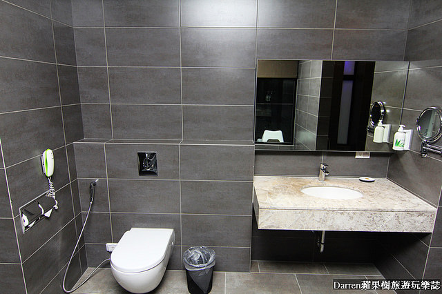 『苗栗泰安溫泉泡湯推薦』虎山溫泉會館(湯之島)★走過吊橋來去湯之島泡溫泉吃鱘龍魚火鍋順遊清安豆腐街(清水老街)