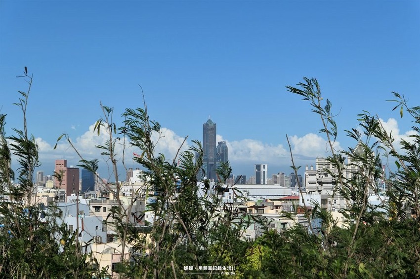 旅遊。高雄★旗後砲台 站在歷史的歲月觀看現代都市美景 - 妮妮˙ˇ˙用類單記錄生活!!