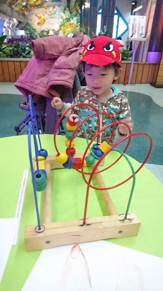 高雄小港機場:韓國跟團趣~帶小朋友出國注意事項~坐上飛機翱翔去~為生活增添精彩的回憶~ 高雄小港機場:韓國跟團趣~帶小朋友出國注意事項~坐上飛機翱翔去~為生活增添精彩的回憶~