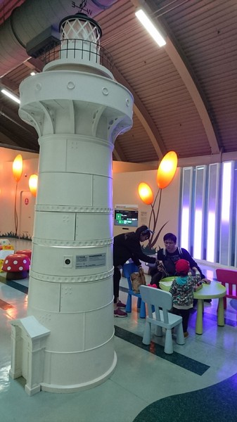 高雄小港機場:韓國跟團趣~帶小朋友出國注意事項~坐上飛機翱翔去~為生活增添精彩的回憶~ 高雄小港機場:韓國跟團趣~帶小朋友出國注意事項~坐上飛機翱翔去~為生活增添精彩的回憶~