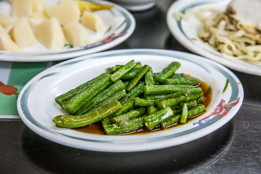 嘉義市東區崇文錦魯麵｜麻醬加美乃滋才道地！在地人大推六十年老牌涼麵