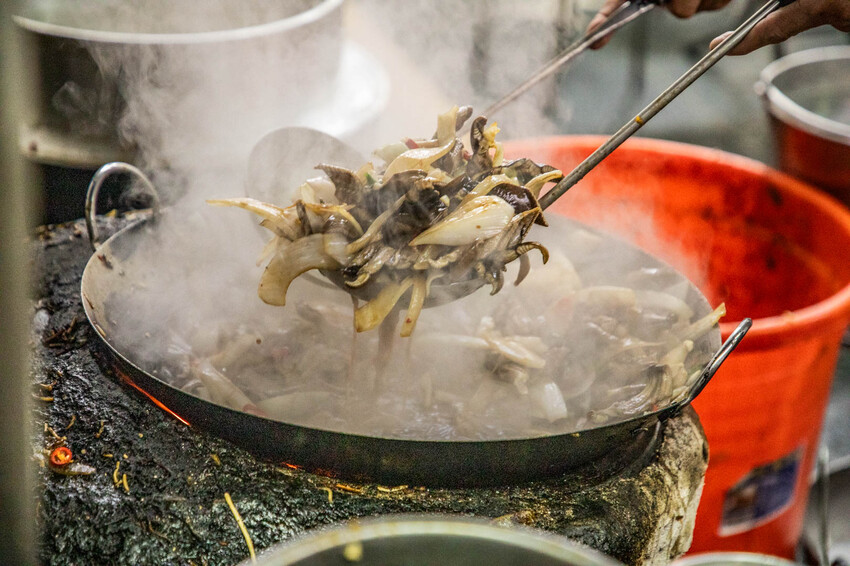 嘉義必吃小吃美食！羅山鱔魚麵一天只賣四小時。