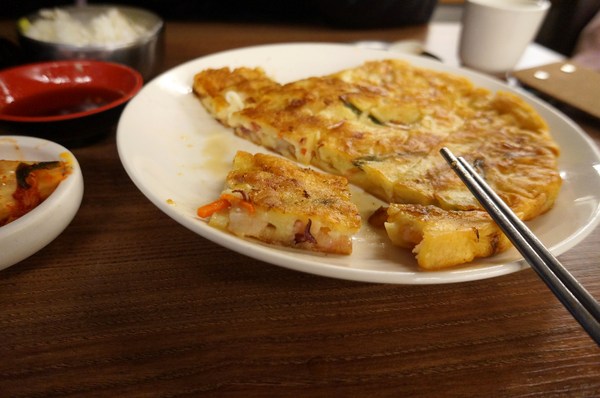 朝鮮味韓國料理:朝鮮味 ♥韓國料理 ♥小菜吃到飽 朝鮮味韓國料理:朝鮮味 ♥韓國料理 ♥小菜吃到飽