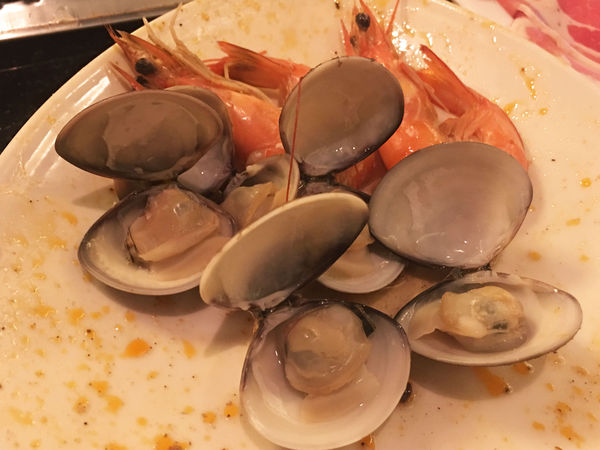 ●嘉義食記●譚英雄麻辣鴛鴦火鍋/上海路/吃到飽/哈根達斯卡比索無限量