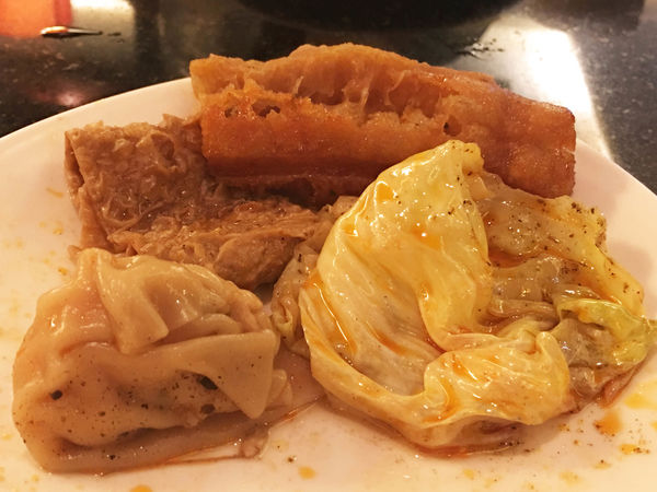 ●嘉義食記●譚英雄麻辣鴛鴦火鍋/上海路/吃到飽/哈根達斯卡比索無限量