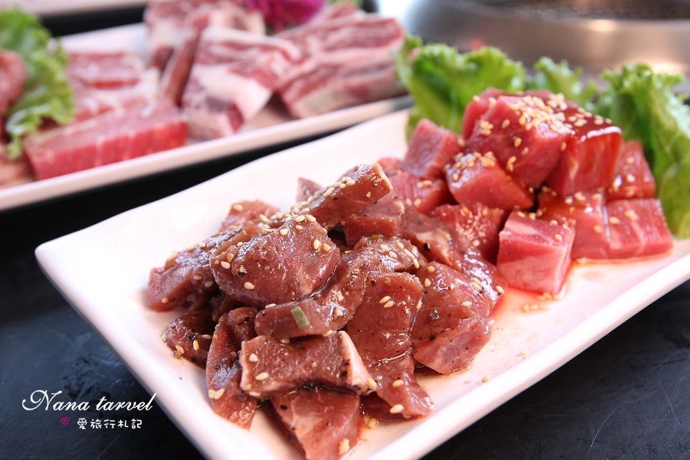 嘉義色鼎日式無煙燒肉。439元起平價燒肉吃到飽,小牛菲力/厚切沙朗牛小排/海鮮大拼盤任你吃,附贈鍋物湯底 - Nana愛旅行札記