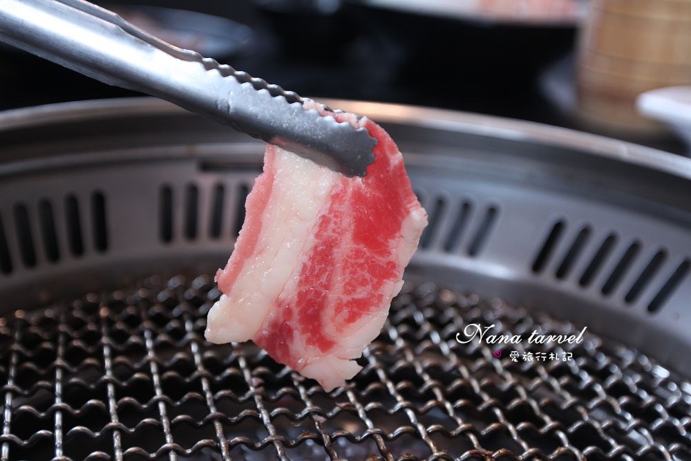 嘉義色鼎日式無煙燒肉。439元起平價燒肉吃到飽,小牛菲力/厚切沙朗牛小排/海鮮大拼盤任你吃,附贈鍋物湯底 - Nana愛旅行札記