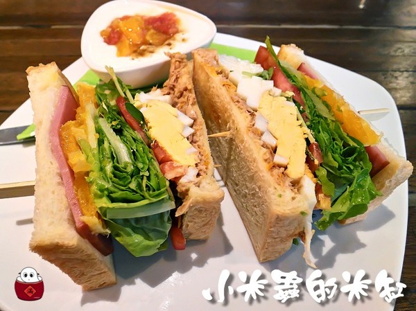 【捷運東門站｜永康商圈】學校咖啡館Ecole Cafe~青田街裡的小寧靜