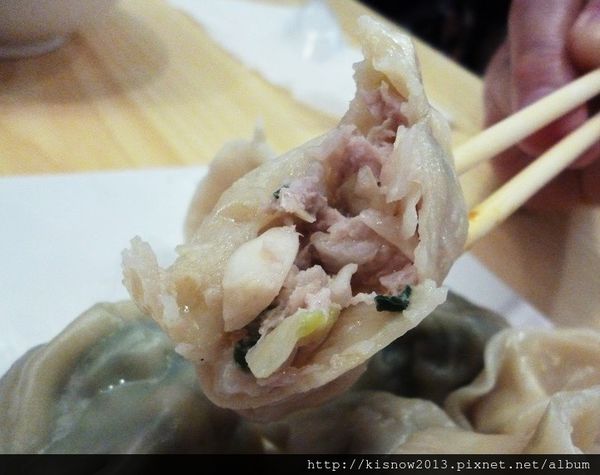 八方雲集水餃鍋貼專賣店(淡水英專店)：到處可見的平價美味--八方雲集(淡水英專店)体驗心得