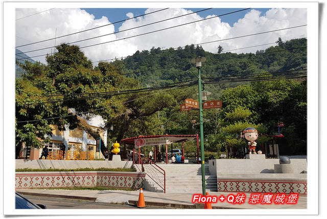 【谷關半日遊】百菇莊觀賞各式菇類，白冷冰棒消暑氣，點心白冷肉包大顆又好吃，八仙山轉彎處戲水，谷關小魚泡腳，沿途走走停停，慢慢享受吃、喝、玩、樂，很輕鬆的半日遊 !