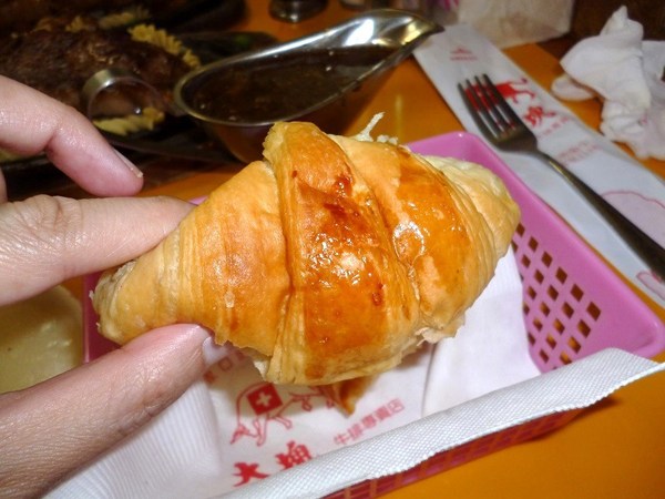 大塊牛排店：牛排要大塊--大塊牛排(淡水店)体驗心得