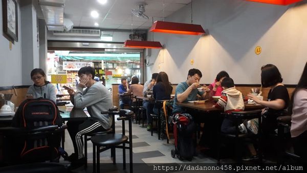 47576579_1058915504279875_4027594032656941056_n