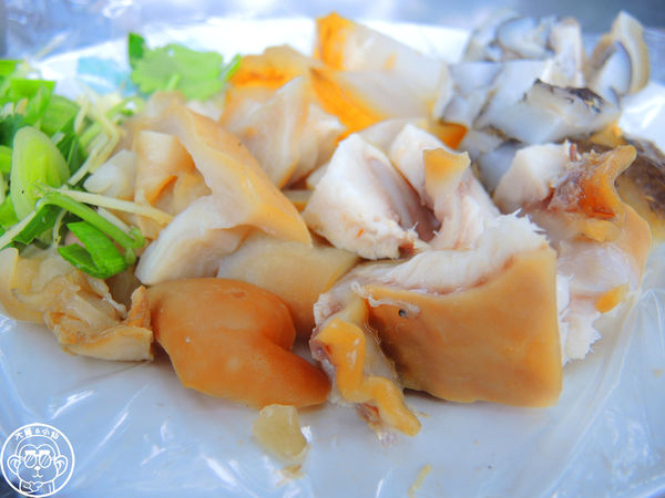 慈聖宮(Tsu-Sheng Temple):呷飽祙【台北大同・大稻埕慈聖宮 美食廣場】必點魩仔魚炒飯+肉粥和炸物 慈聖宮(Tsu-Sheng Temple):呷飽祙【台北大同・大稻埕慈聖宮 美食廣場】必點魩仔魚炒飯+肉粥和炸物