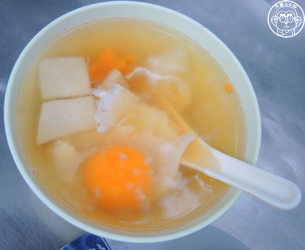 慈聖宮(Tsu-Sheng Temple):呷飽祙【台北大同・大稻埕慈聖宮 美食廣場】必點魩仔魚炒飯+肉粥和炸物 慈聖宮(Tsu-Sheng Temple):呷飽祙【台北大同・大稻埕慈聖宮 美食廣場】必點魩仔魚炒飯+肉粥和炸物