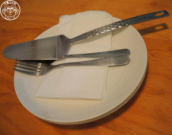 貝里義大利薄餅披薩：呷飽祙【新北樹林･貝里義大利薄餅披薩】北大特區多口味披薩