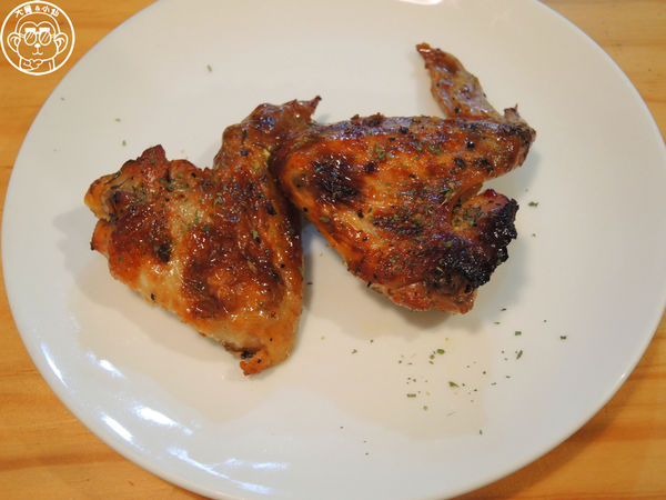 貝里義大利薄餅披薩：呷飽祙【新北樹林･貝里義大利薄餅披薩】北大特區多口味披薩