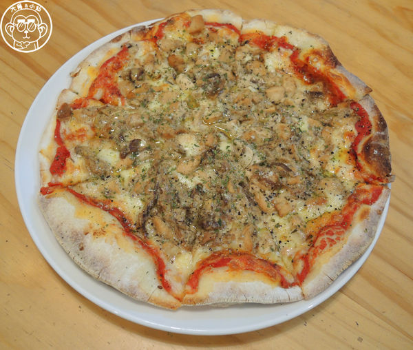 貝里義大利薄餅披薩：呷飽祙【新北樹林･貝里義大利薄餅披薩】北大特區多口味披薩