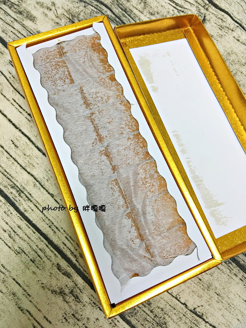 【台中 中區】坂神本舖長崎蛋糕☛長崎蛋糕就是長崎蛋糕,不是蜂蜜蛋糕啦!好吃、越吃越耐吃,但是想吃就要勤勞排隊哦T^T