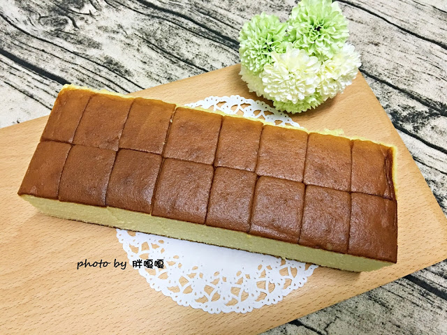 【台中 中區】坂神本舖長崎蛋糕☛長崎蛋糕就是長崎蛋糕,不是蜂蜜蛋糕啦!好吃、越吃越耐吃,但是想吃就要勤勞排隊哦T^T