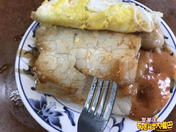 【台中中區超人氣早餐推薦】王記菜頭粿糯米腸價位,菜單大公開!絕對通殺男女老少的胃!台中第二市場美食小吃旅遊景點推薦!