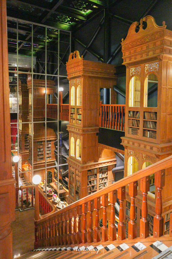 【台中景點】宮原眼科冰淇淋、飲品、餐廳、伴手禮專賣店，走進哈利波特的魔法圖書館！