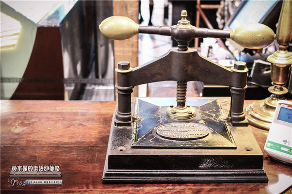 宮原眼科~台中中區(在百年紅磚騎樓上，品嚐超人氣的華麗冰淇淋)