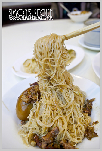 [台中小吃][中區] 公園路一號阿水獅豬腳大王總店(2013)(台中美食 豬腳飯 爌肉飯)