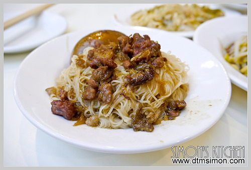 [台中小吃][中區] 公園路一號阿水獅豬腳大王總店(2013)(台中美食 豬腳飯 爌肉飯)