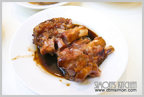 [台中小吃][中區] 公園路一號阿水獅豬腳大王總店(2013)(台中美食 豬腳飯 爌肉飯)