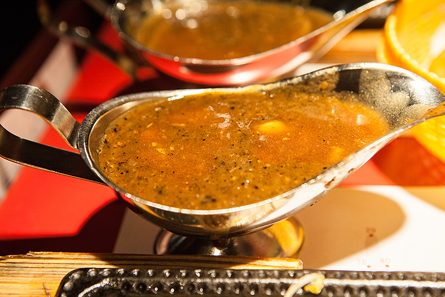 |食|台中南屯 裝潢華麗的平價牛排 赤鬼炙燒牛排 公益店