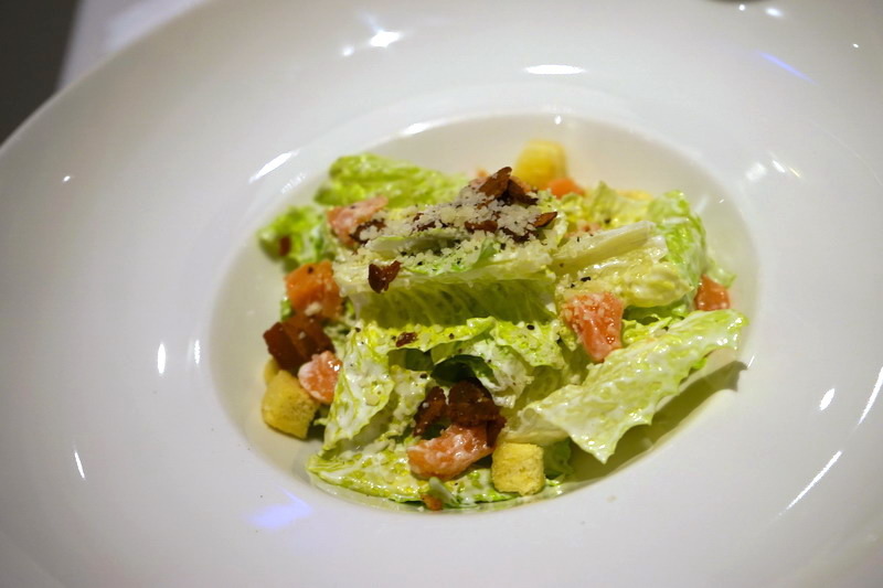 自已的龍蝦,自已花現--加line好友送龍蝦--現場打卡送龍蝦--史上最好吃的科學料理龍蝦套餐--活跳跳的活龍蝦精心計算,科學烹調是最美味的龍蝦料理--法月龍蝦大贈送不來可惜喔