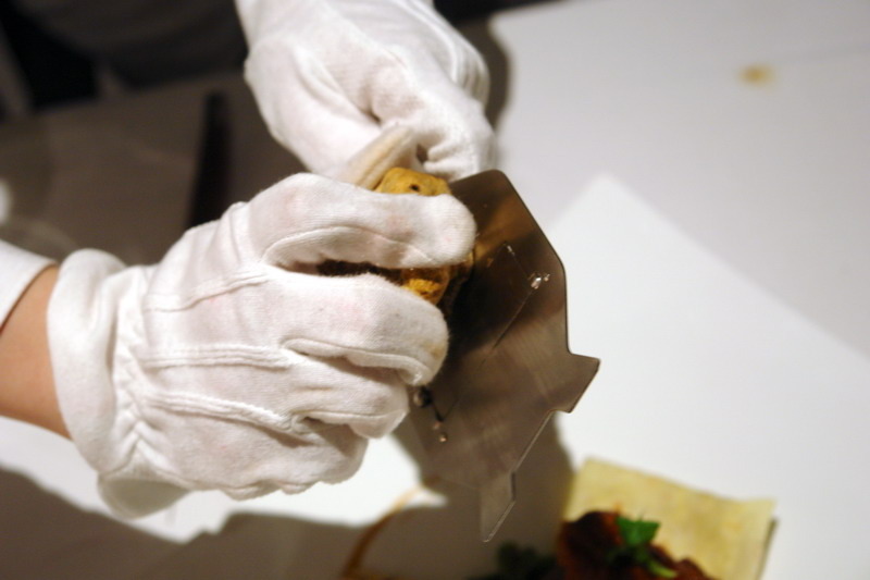 白松露豪華饗宴--高貴精品奢華--史上無敵白松露--頂級珍饈伊比利豬--一期一會--一生至少來一回--法月當代法式料理