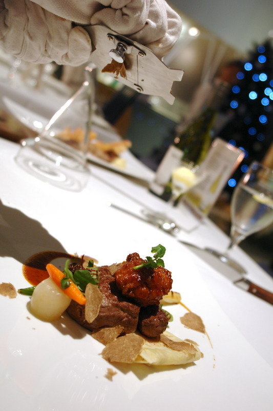 白松露豪華饗宴--高貴精品奢華--史上無敵白松露--頂級珍饈伊比利豬--一期一會--一生至少來一回--法月當代法式料理