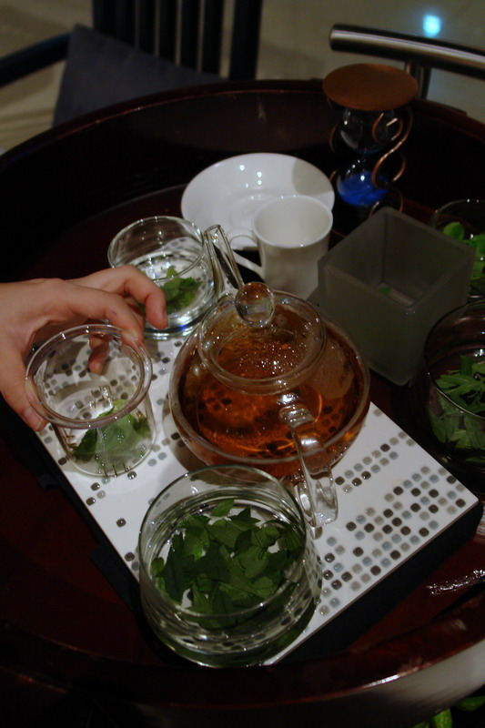 白松露豪華饗宴--高貴精品奢華--史上無敵白松露--頂級珍饈伊比利豬--一期一會--一生至少來一回--法月當代法式料理