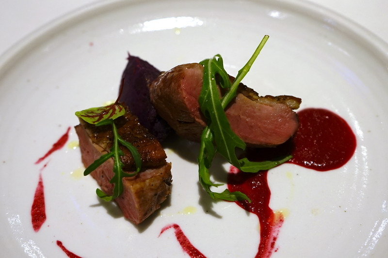 自已的龍蝦,自已花現--加line好友送龍蝦--現場打卡送龍蝦--史上最好吃的科學料理龍蝦套餐--活跳跳的活龍蝦精心計算,科學烹調是最美味的龍蝦料理--法月龍蝦大贈送不來可惜喔