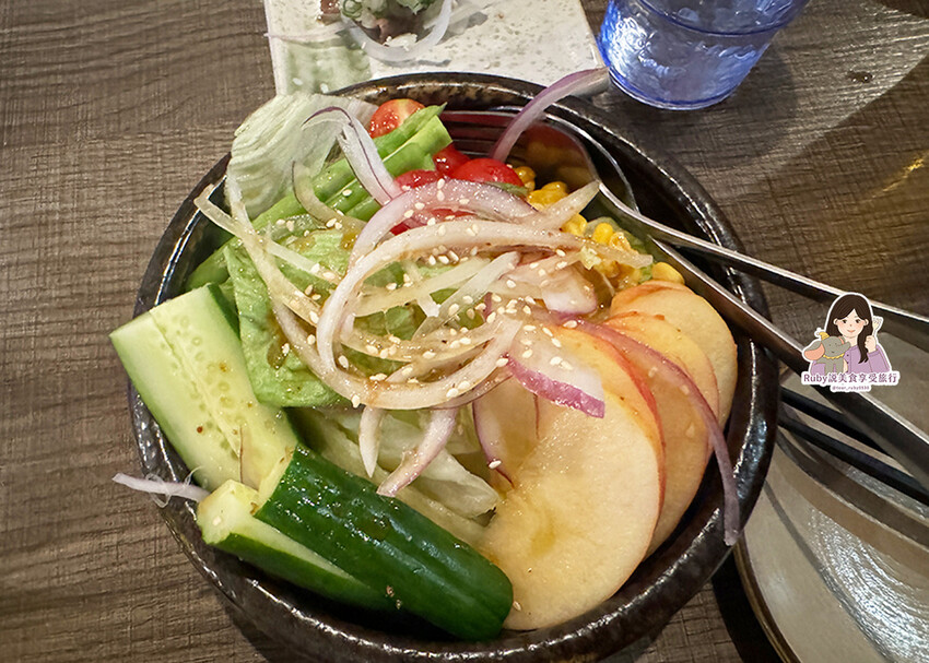 台中市南屯區【板橋美食】IKKI深夜食堂-板橋店,附菜單,不收服務費,餐點價格平價,深夜喝酒聚餐的好地方 |Ruby說美食