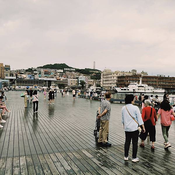 基隆歡樂牛排義二店~點主餐享自助吧吃到飽~不限時用餐~離火車