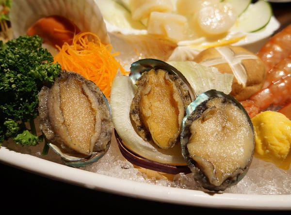 鼎王麻辣鍋(光復店):鼎王麻辣鍋-光復店 ♥ 鴛鴦鍋 ♥ 帝王蟹海鮮拼盤好彭派 ♥松山美食 鼎王麻辣鍋(光復店):鼎王麻辣鍋-光復店 ♥ 鴛鴦鍋 ♥ 帝王蟹海鮮拼盤好彭派 ♥松山美食