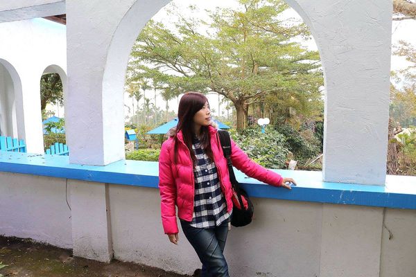 56號藍色公路咖啡：【雲林景點】古坑56號藍色公路咖啡。純白LOVE愛戀造景/咖啡、小火鍋、義大利麵、手工輕食鬆餅、下午茶/藍白色希臘地中海異國風情景觀咖啡廳/製造浪漫的約會求婚聖地