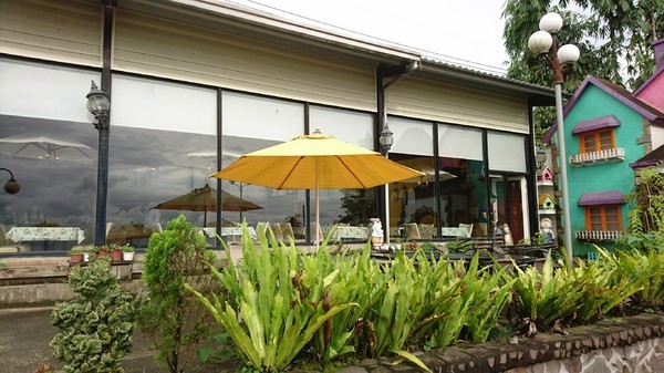 啡你不可庭園咖啡:雲林古坑~啡你不可庭園咖啡~華山景觀餐廳~眺望山色美景~遠離塵囂放鬆心情的好地方~ 啡你不可庭園咖啡:雲林古坑~啡你不可庭園咖啡~華山景觀餐廳~眺望山色美景~遠離塵囂放鬆心情的好地方~