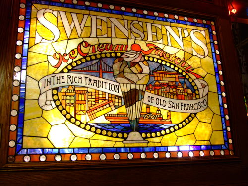 SWENSENS雙聖美式餐廳:【台中食記】古歐式城堡建築與茹絲葵比鄰 @SWENSENS雙聖美式餐廳 SWENSENS雙聖美式餐廳:【台中食記】古歐式城堡建築與茹絲葵比鄰 @SWENSENS雙聖美式餐廳